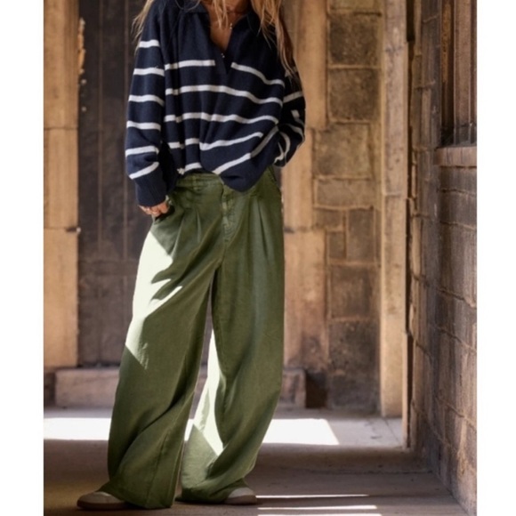 NWT Aerie Drapey Chill Relaxed High Rise Wide Leg Pants Boho Olive Green small - Picture 1 of 12
